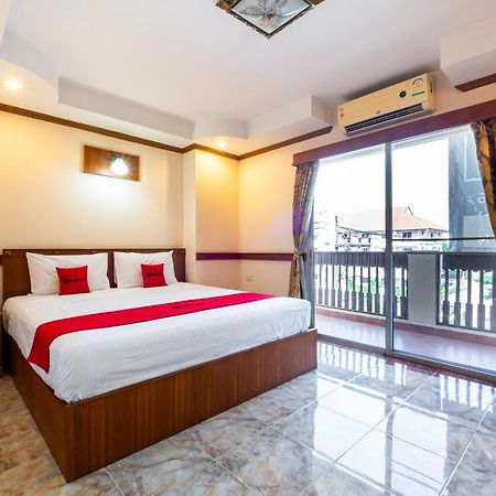 Reddoorz Navin Mansion 3 Pattaya Hotel Екстериор снимка