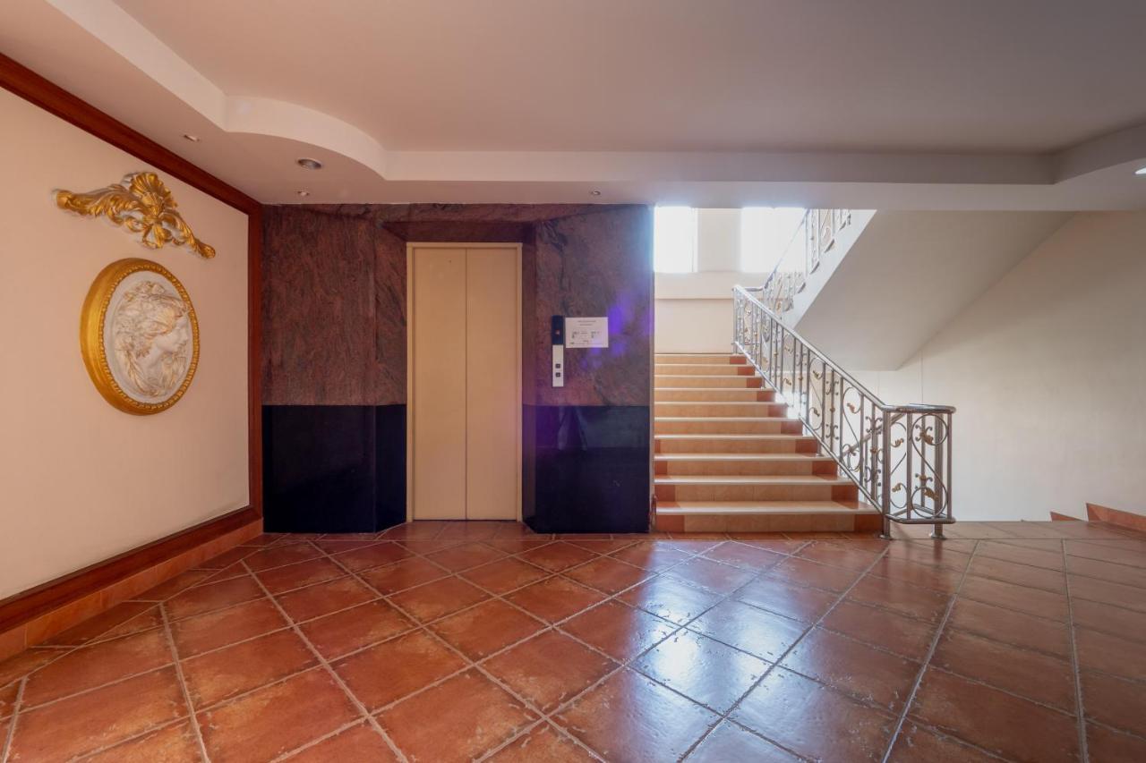 Reddoorz Navin Mansion 3 Pattaya Hotel Екстериор снимка