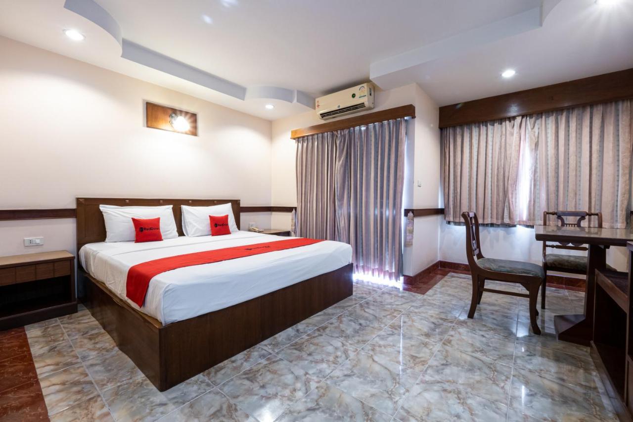 Reddoorz Navin Mansion 3 Pattaya Hotel Екстериор снимка