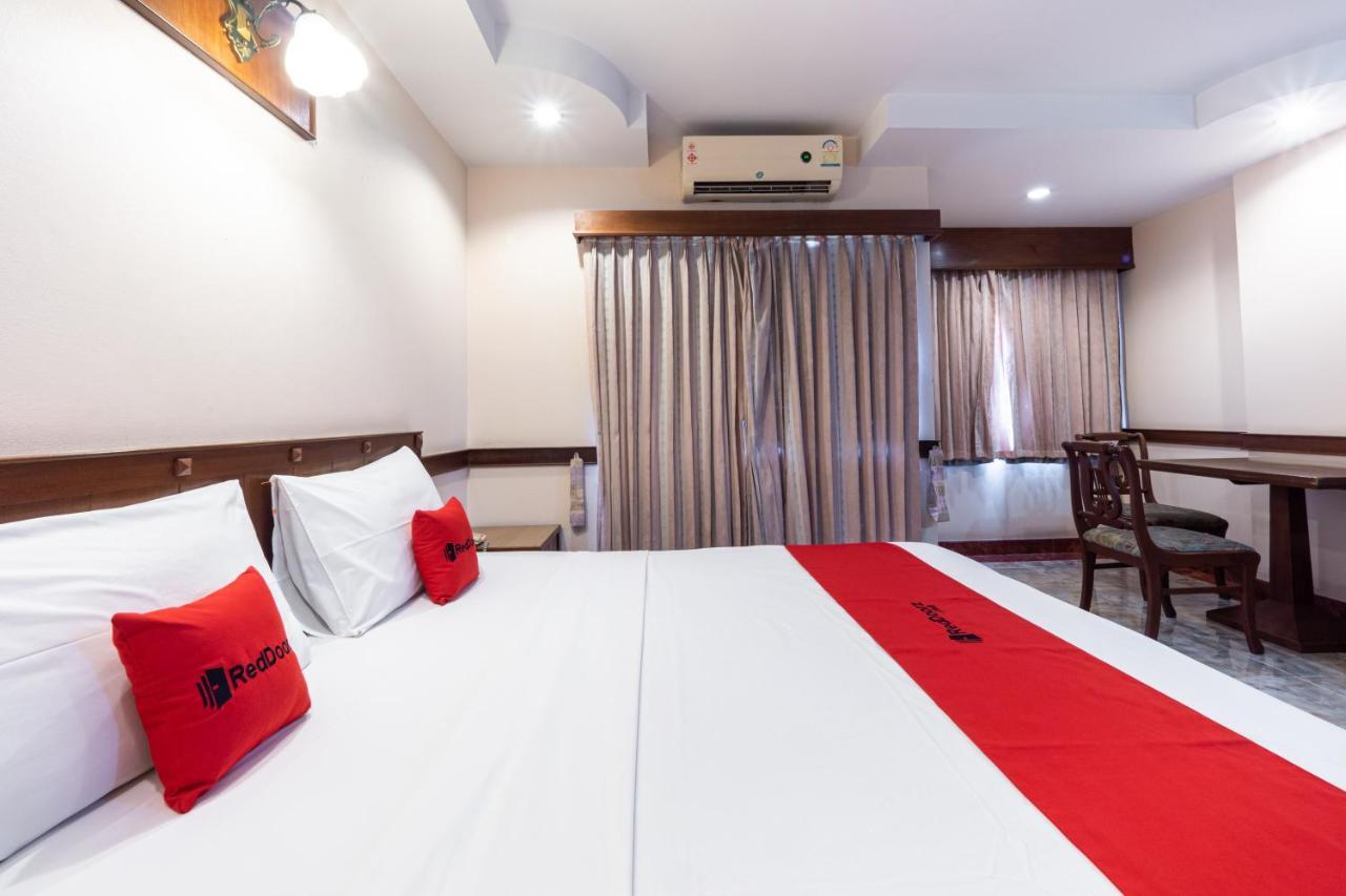 Reddoorz Navin Mansion 3 Pattaya Hotel Екстериор снимка