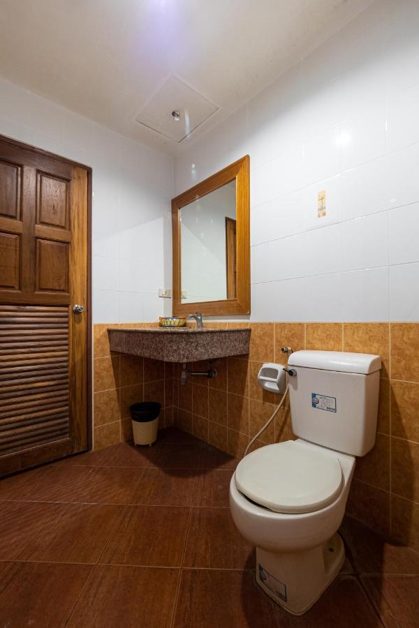 Reddoorz Navin Mansion 3 Pattaya Hotel Екстериор снимка