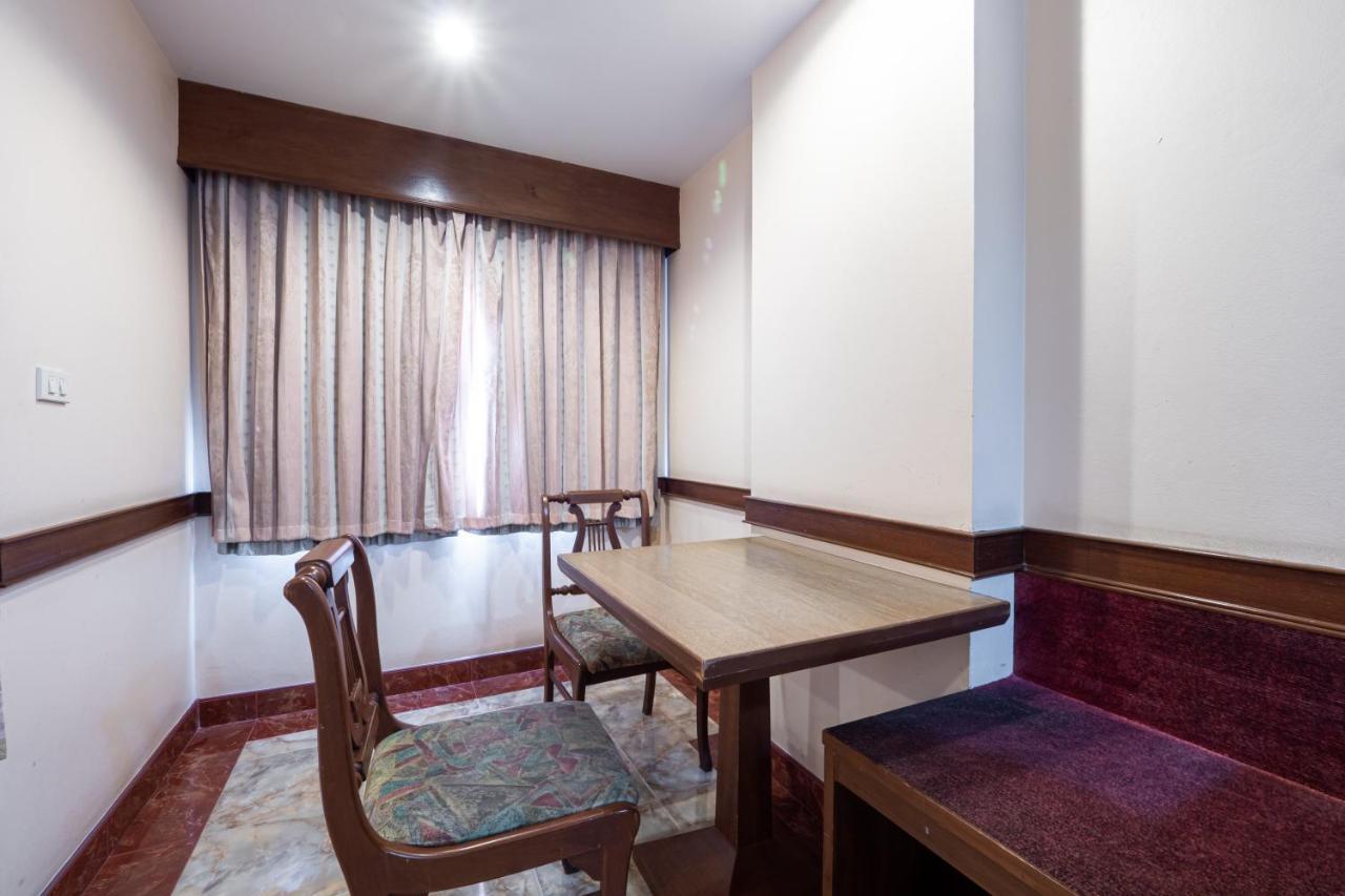Reddoorz Navin Mansion 3 Pattaya Hotel Екстериор снимка