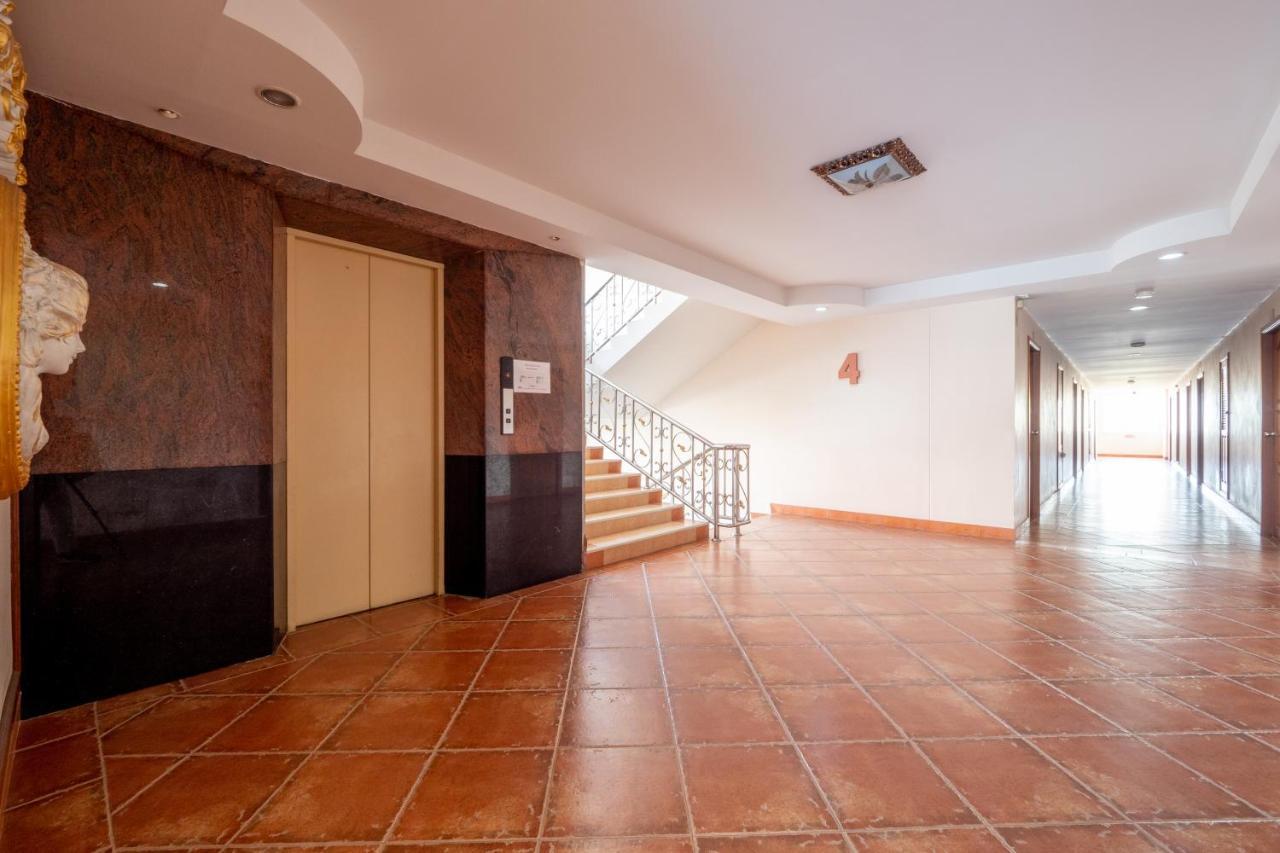 Reddoorz Navin Mansion 3 Pattaya Hotel Екстериор снимка