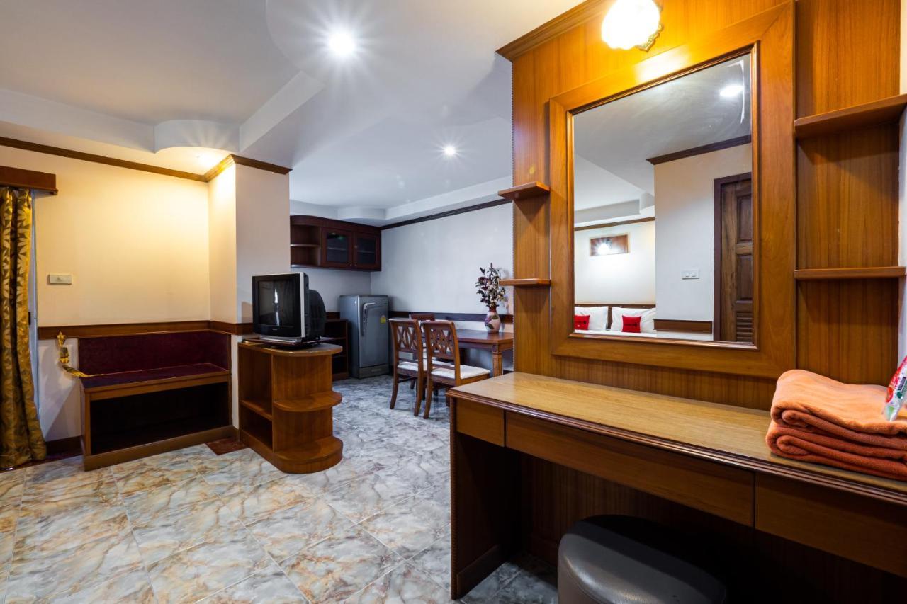 Reddoorz Navin Mansion 3 Pattaya Hotel Екстериор снимка
