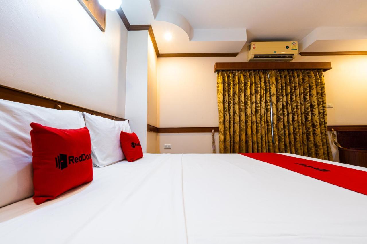 Reddoorz Navin Mansion 3 Pattaya Hotel Екстериор снимка