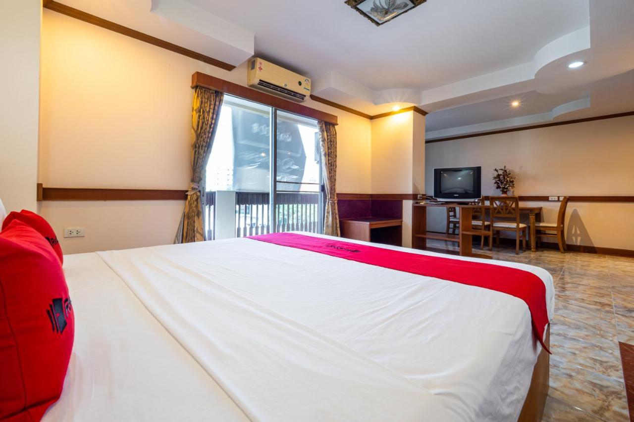 Reddoorz Navin Mansion 3 Pattaya Hotel Екстериор снимка